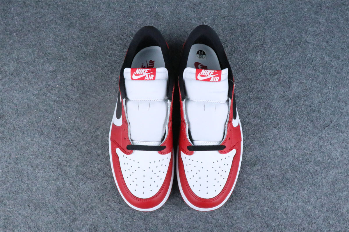 Air Jordan 1 Retro Low OG 'Chicago' 2025