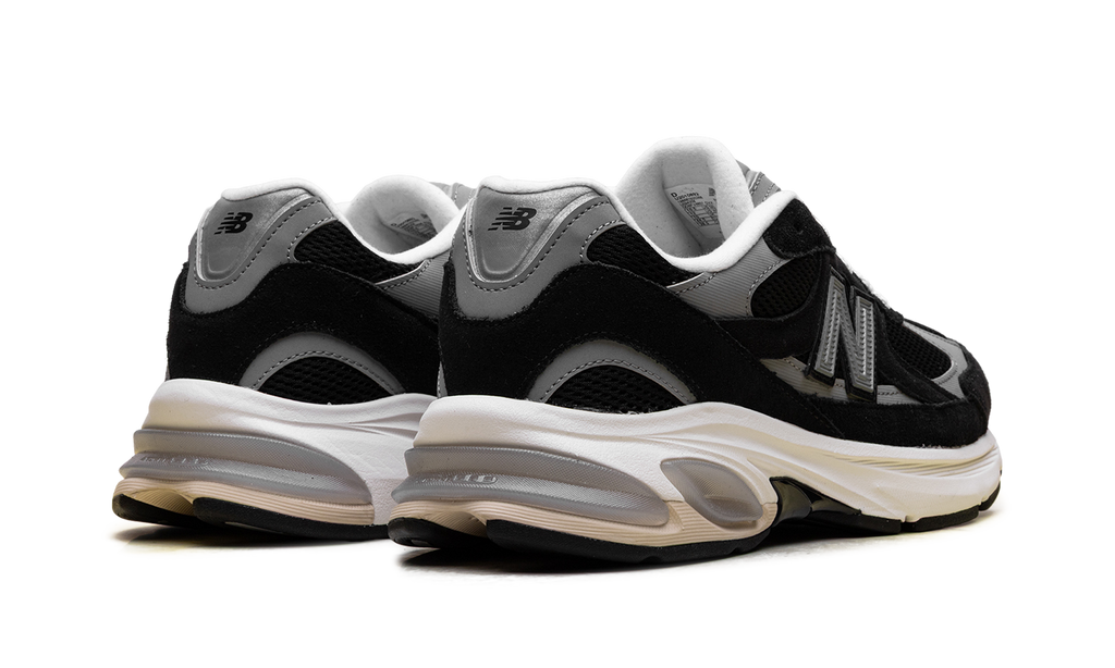 2010 "Black / Shadow Grey" U2010892