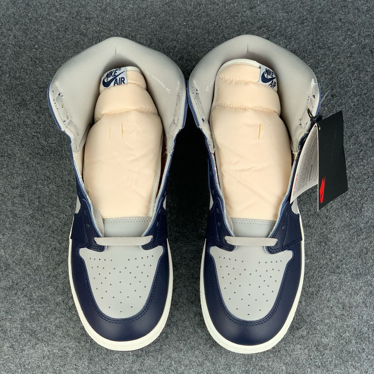 Air Jordan 1 Retro High '85 'Georgetown'