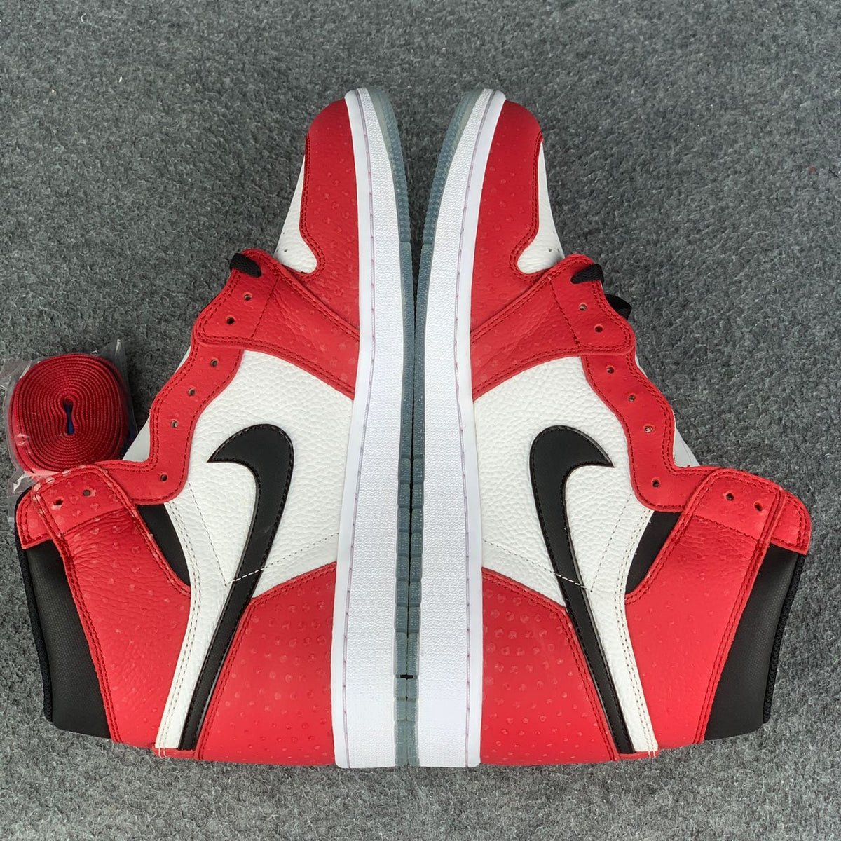 Marvel x Air Jordan 1 Retro High OG 'Origin Story'