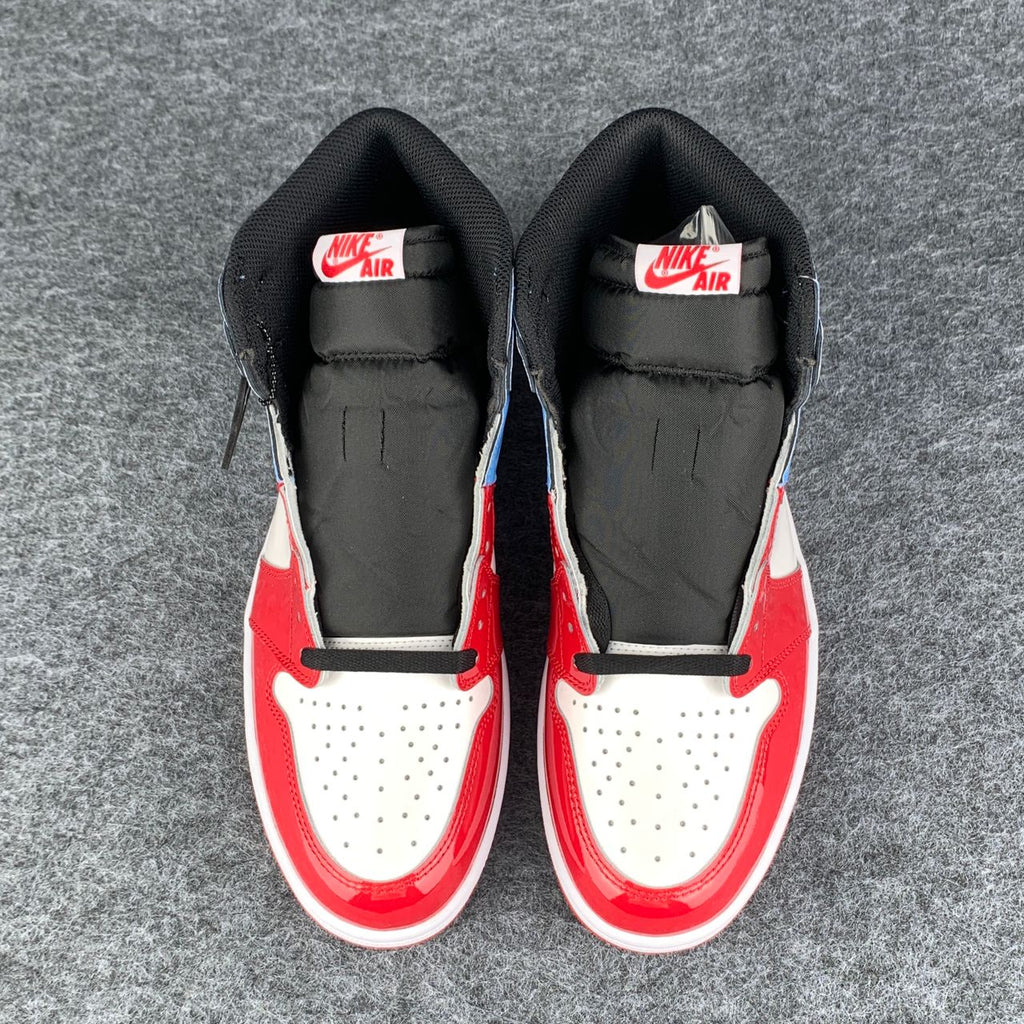 Air Jordan 1 Retro High OG 'Fearless'