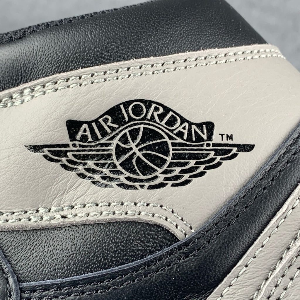 Air Jordan 1 Retro High OG 'Shadow' 2018