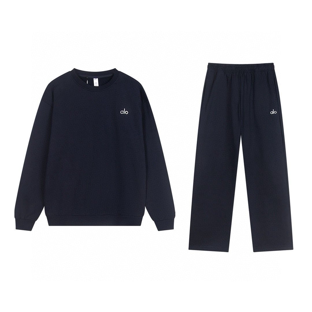 alo Small Logo Crewneck Sweatshirt & Sweatpants Matching Set