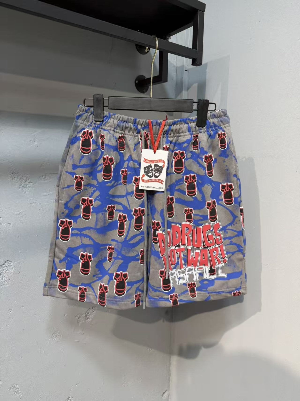 ASAALL All-Over Graphic Elastic Waist Shorts