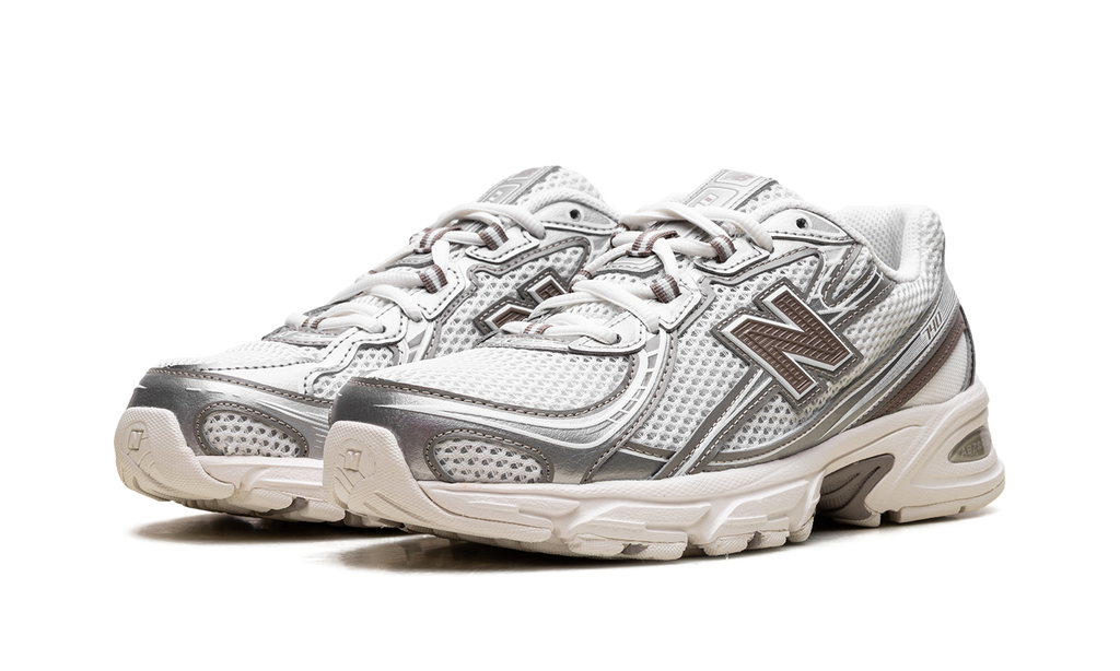 740 "Arid Stone" U740MU2