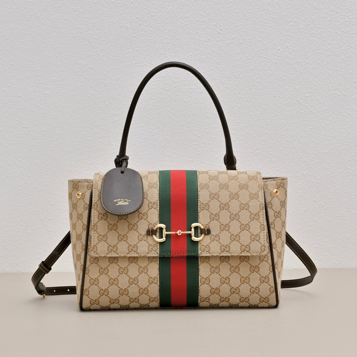 GUCCI GG Paparazzo Medium Top Handle Bag-875018