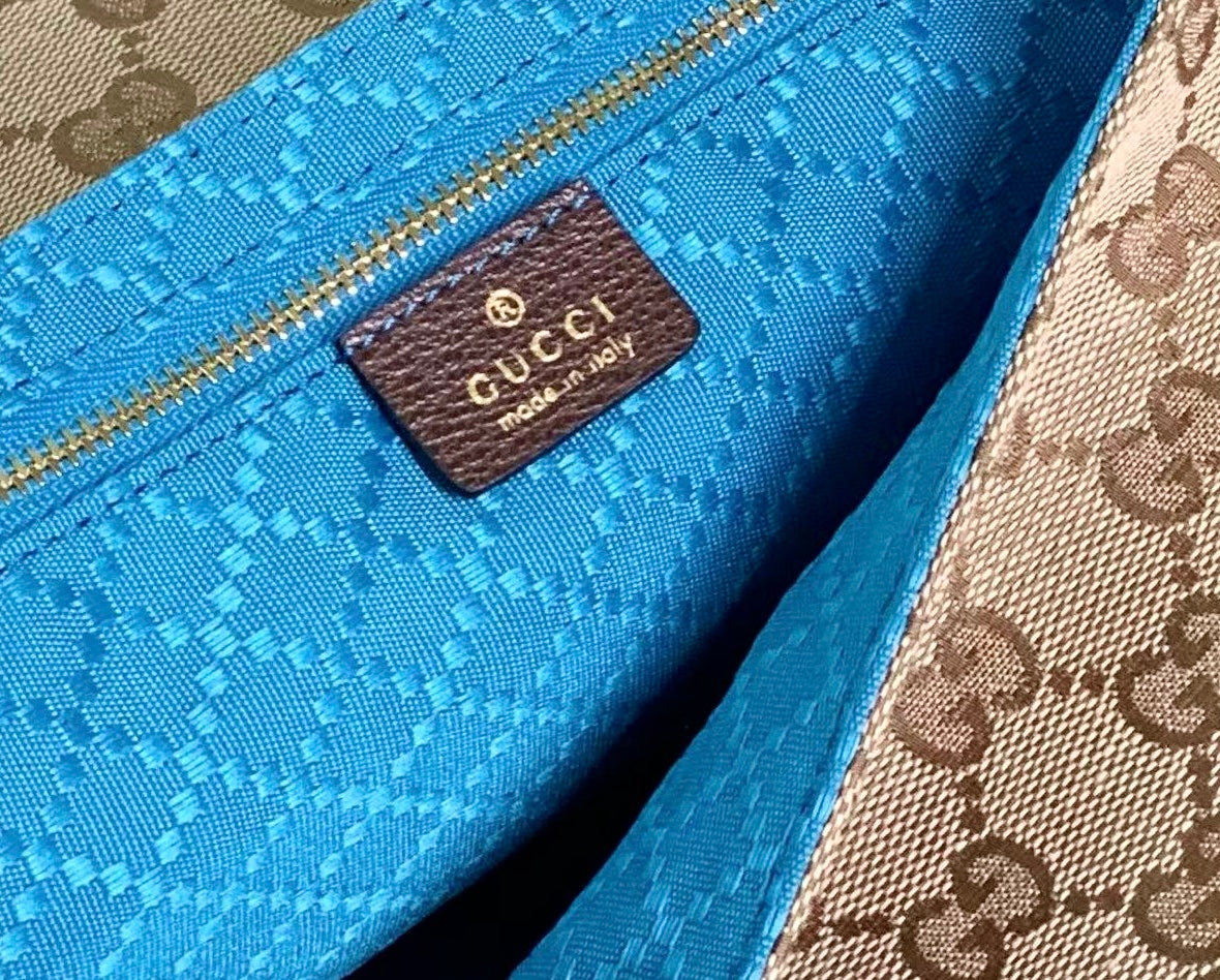 GUCCI GG Madison Denim Shoulder Bag-874744