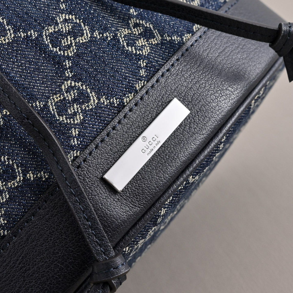 GUCCI Generation GG Denim Bucket Bag-875237
