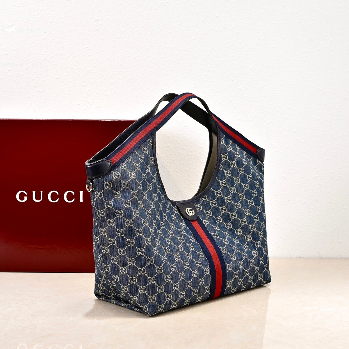 GUCCI Giglio Series Tote Bag-853971