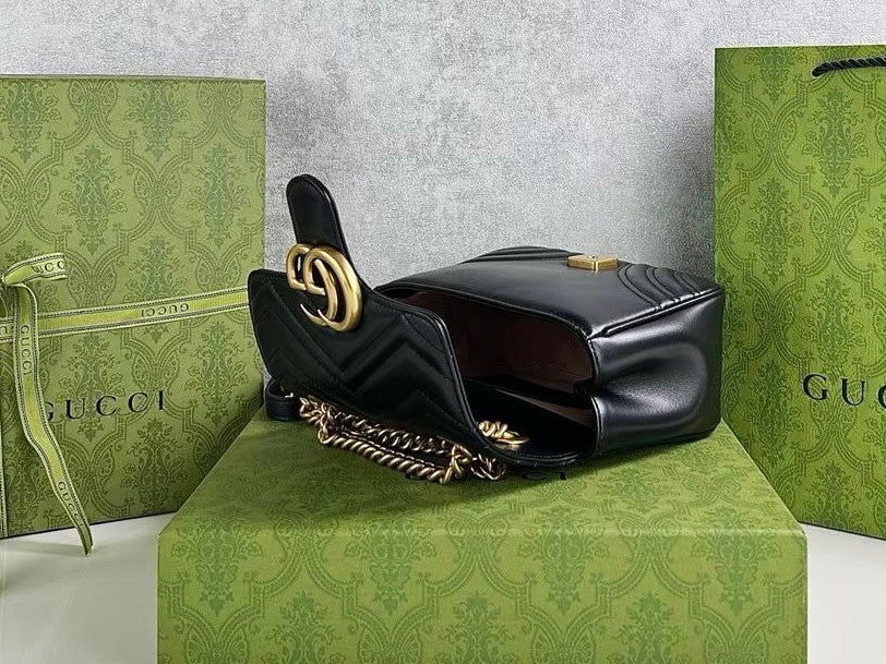 Gucci GG Marmont Square Shoulder Bag-739682