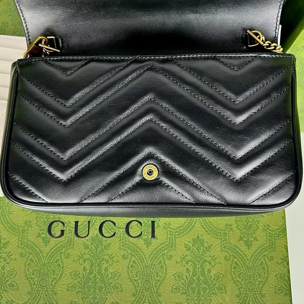 Gucci GG Marmont Mini Chain Wallet Bag-751526