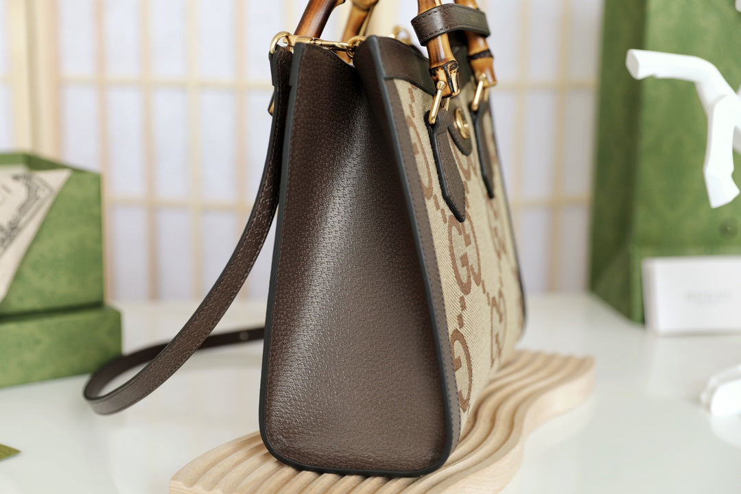 Gucci Diana Bamboo Handle Shoulder Bag-660195