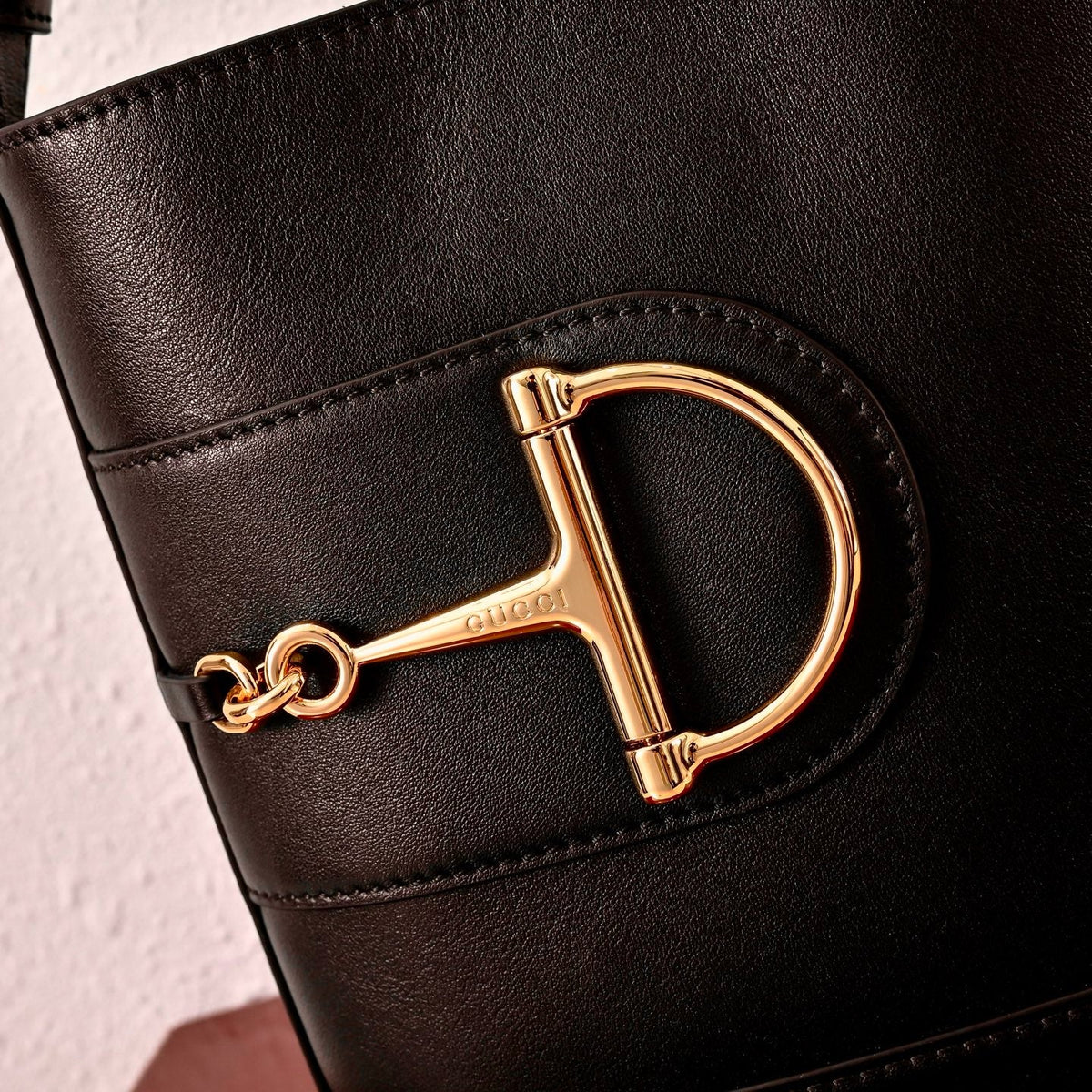 Gucci 73 Series Horsebit Bucket Bag-833665