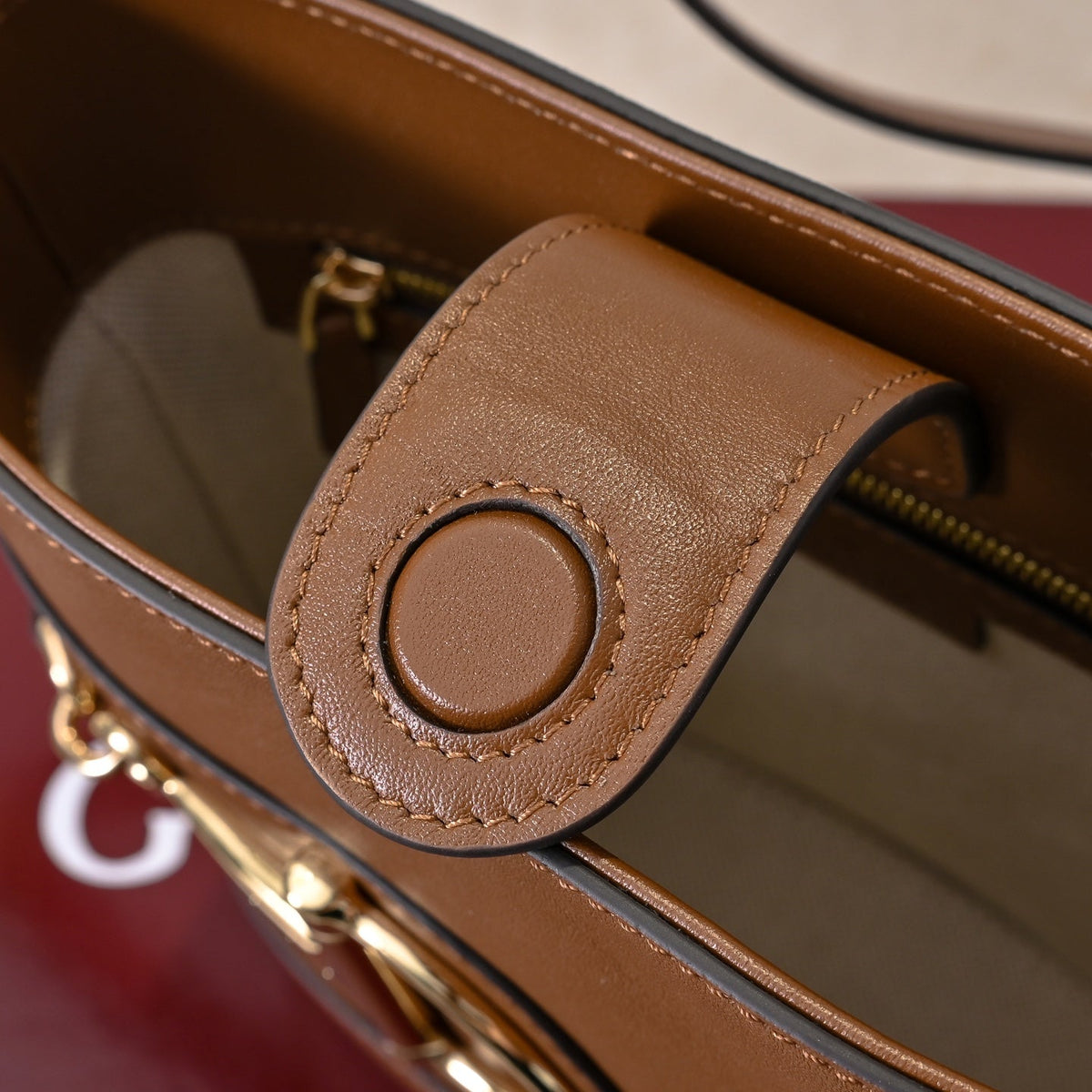 Gucci 73 Series Horsebit Bucket Bag-833665