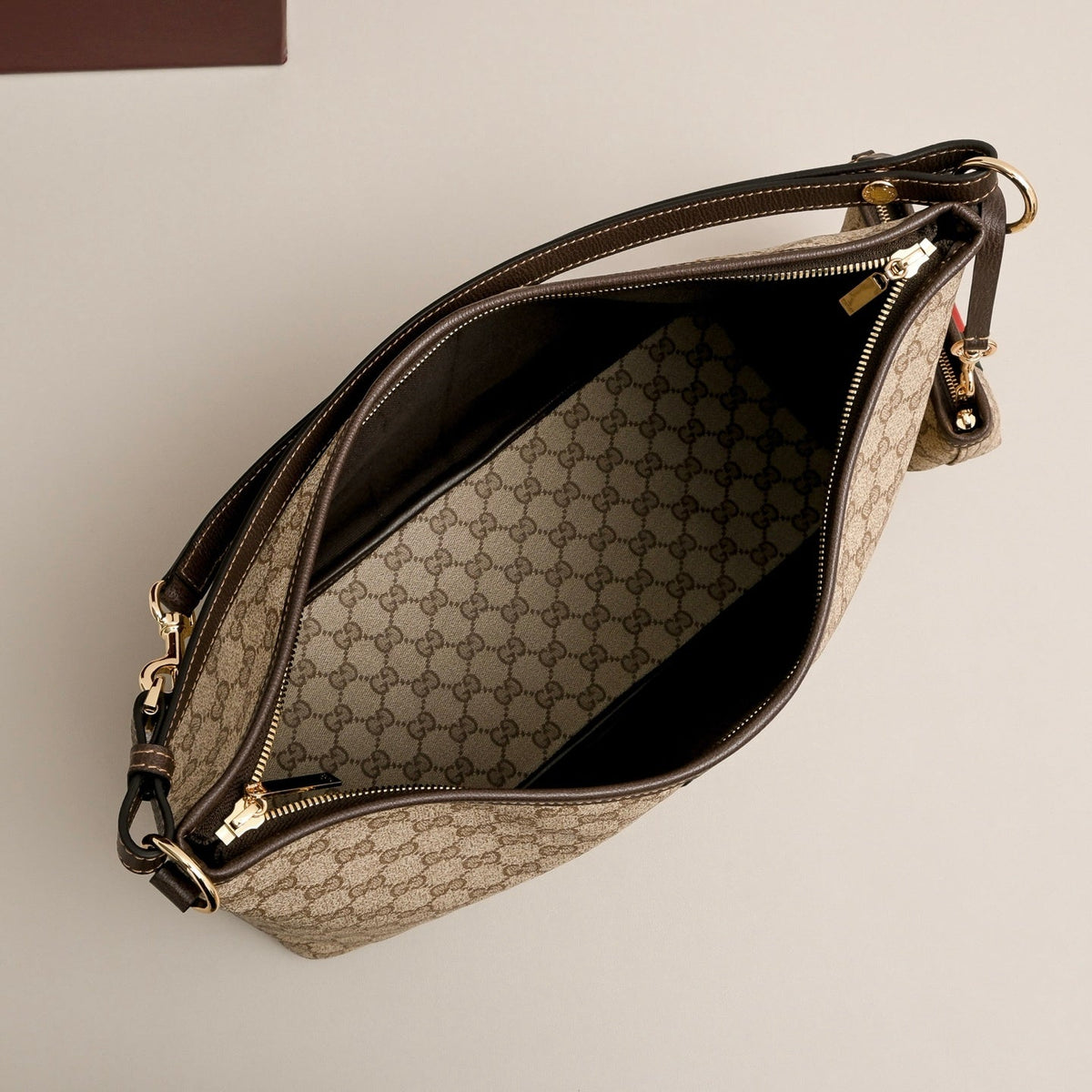 Gucci Essence Hobo Shoulder Bag-A008NS