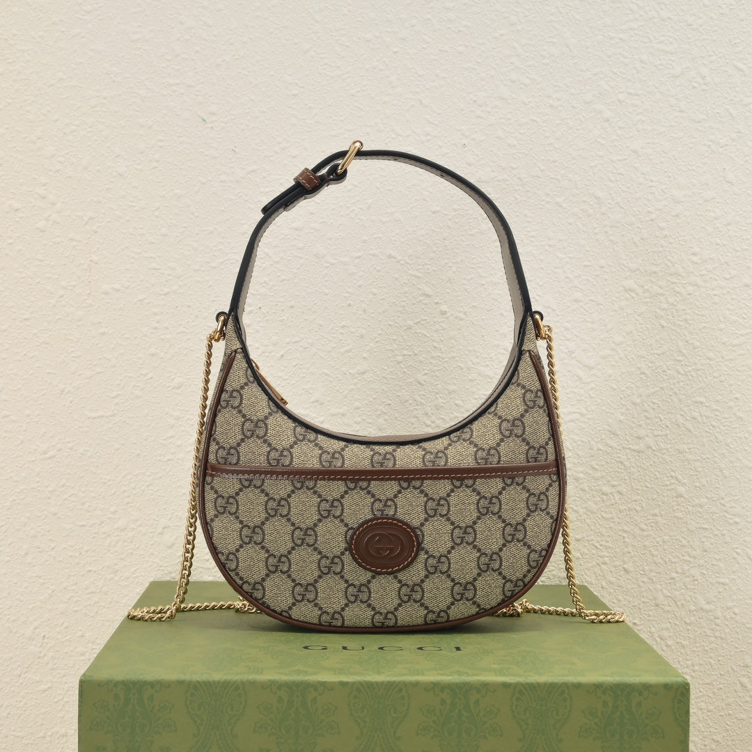 Gucci GG Retro Half Moon Bag-726843